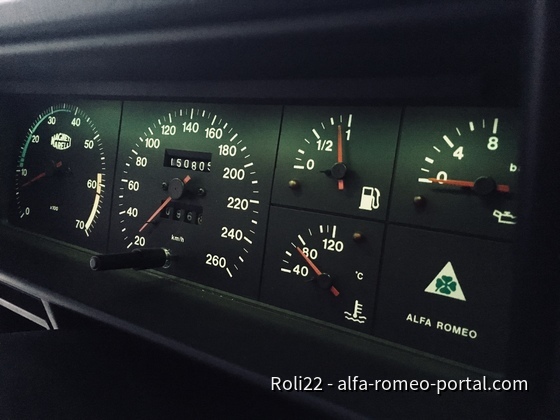 Instrumententafel Alfa Romeo 75