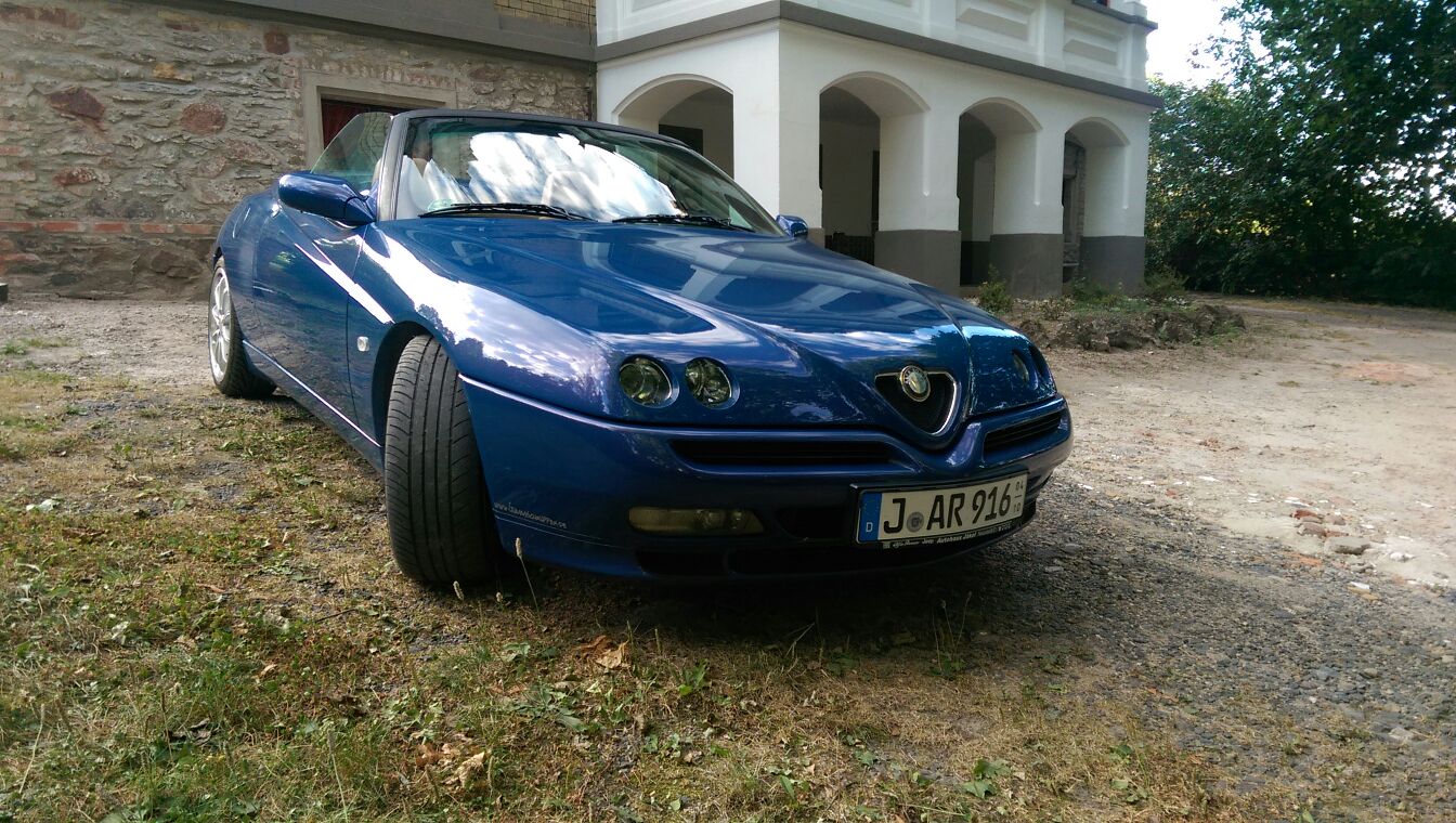 Ein Alfa Spider und Sonnenschein . . .