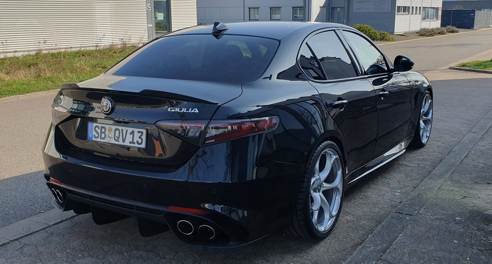 Classico 9x20 + 10x20 (245/30 +295/25) in Verbindung mit Eibach Pro-Kit