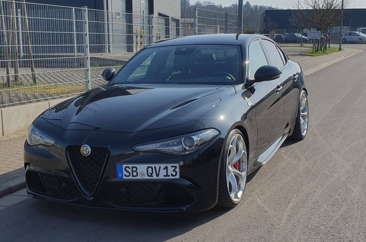 Classico 9x20 + 10x20 (245/30 +295/25) in Verbindung mit Eibach Pro-Kit